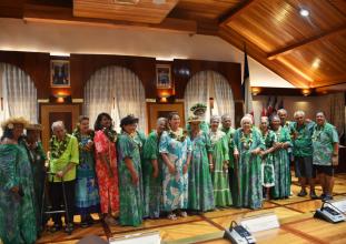 Les vana'a et la présidente du CESEC